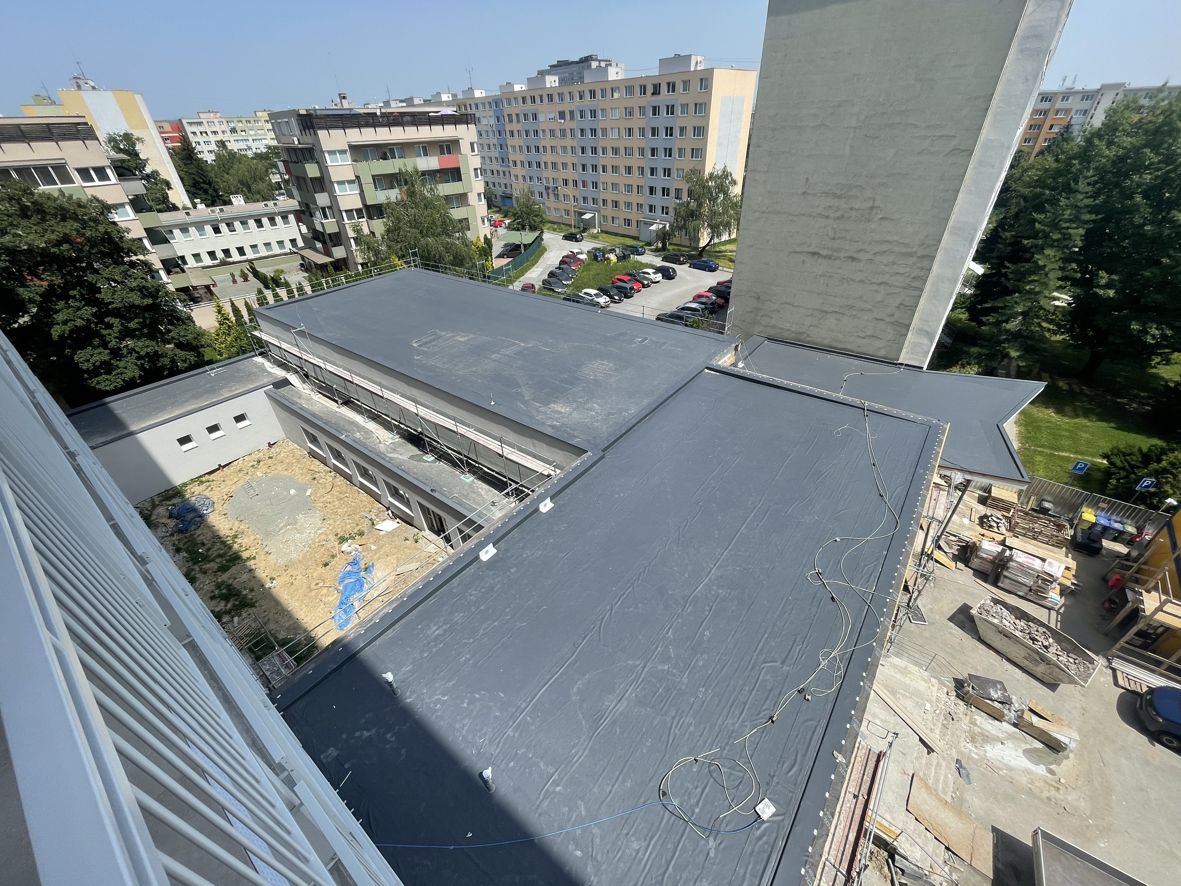 realization.title-img